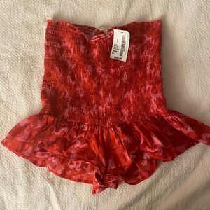 South mood under medium skort! Super cute and never worn before!